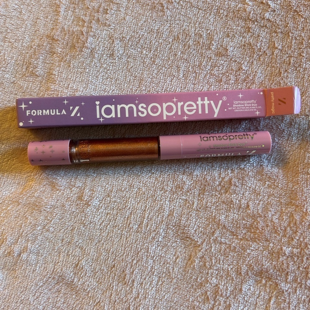 Formula Z Iamsopretty shadow stick duo in pretty magic liquid and cream stick